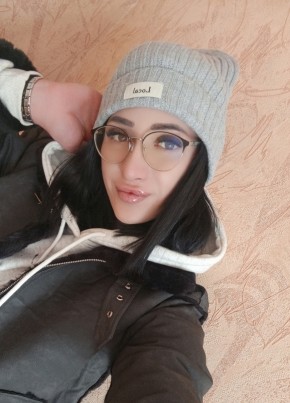 Диана из Барнаула 28 лет