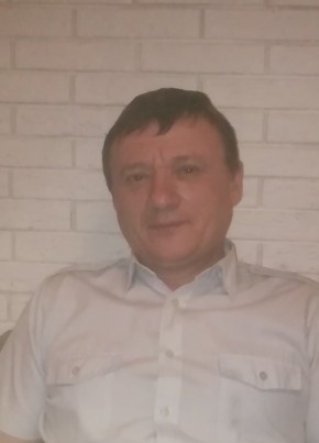 Andrei Arkhipo, 53, Россия, Губкинский