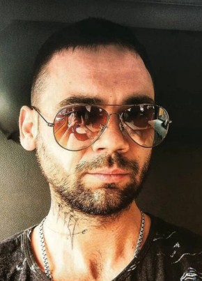 Максим из Королёва 33 года