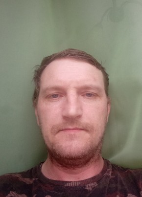 Саша из Березовския 44 года