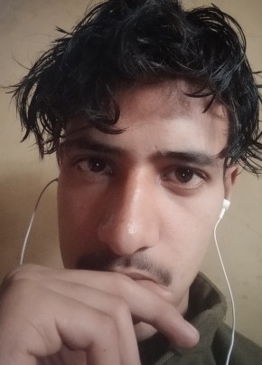 Manan, 20, India, Srinagar (Jammu and Kashmir)