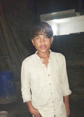 Hardik Koli, 19, India, Sānāwad