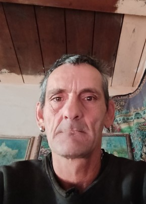 Claudiu Rîcu из Arad 45 лет