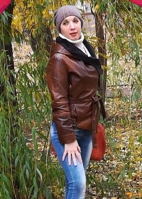 Оксана из Саратова 45 лет