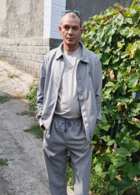 Стас из Донецка 47 лет