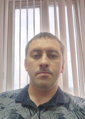 Сергей из Волгограда 37 лет