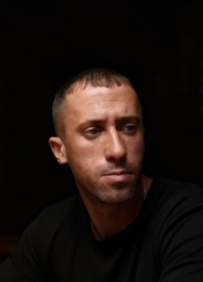 Илья из Хабаровска 35 лет