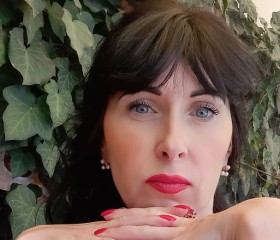 Olga, 43, Nitra