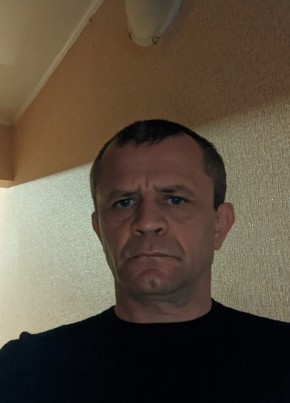 Максим, 48, Россия, Усть-Лабинск