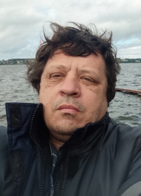 Рустам из Ермекеево 54 года