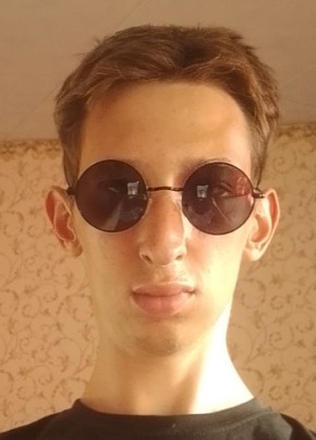 Александр из Староминскаи 22 года