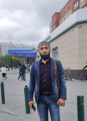 Максим, 35, Россия, Сургут
