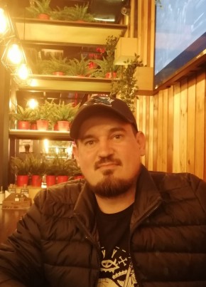 Александр, 40, Россия, Челябинск