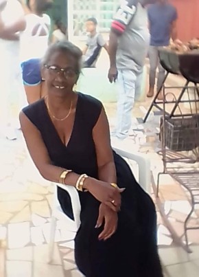 Maria Elena, 67, República de Cuba, La Habana