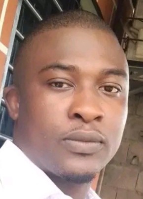 Narcisse из Douala 30 лет