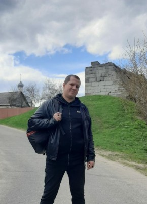 Oleg, 38, Russia, Krasnoznamensk (MO)