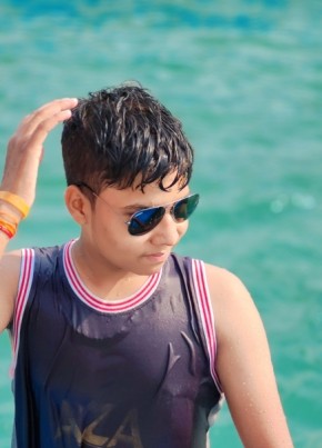 Gaurav singh, 18, India, Āzamgarh