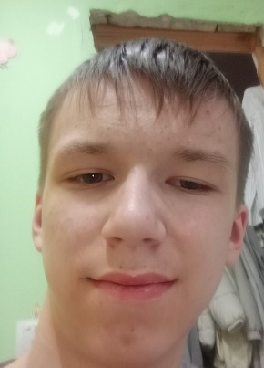 Даниил Воробьёв из Канаша 20 лет