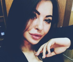 Anastasiya, 34, Chur