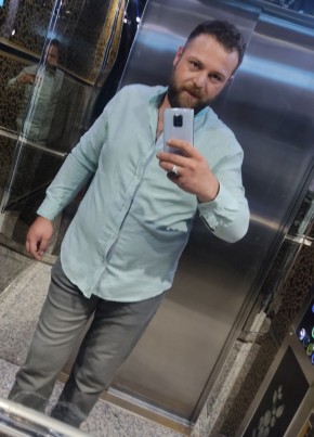 Hasan, 29, Türkiye Cumhuriyeti, Erdemli