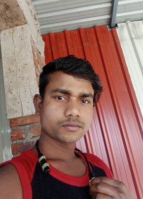 Rajkumat, 18, India, Wai