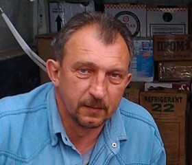 Олег, 58 лет, Волгоград
