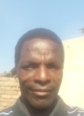 David Mushani, 43, Malaŵi, Lilongwe