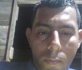 Roberto, 20, Canas