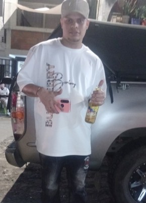 Luis, 18, Colombia, Medellin