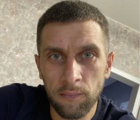 Danil, 33, Vienna