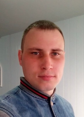 Алексей из Каневскаи 34 года