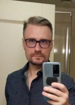 Андрей из Химки 44 года