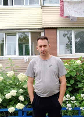 Виталий из Владивостока 46 лет