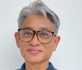 Jon, 67 лет, Singapore