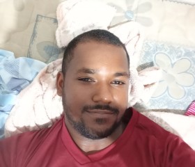 Eugenio, 30, Santarem
