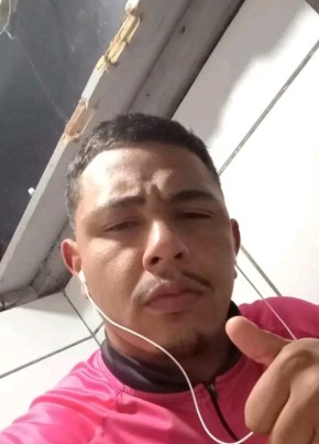 Gabriel из Porto Alegre 23 года