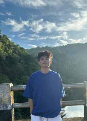 Scott из Quezon City 18 лет