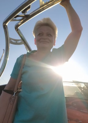 Елена, 48, Россия, Венёв