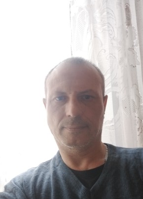 Илья из Алатыри 49 лет
