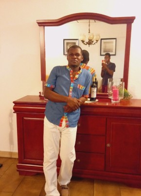 Ondo Loïck, 33, République Gabonaise, Libreville