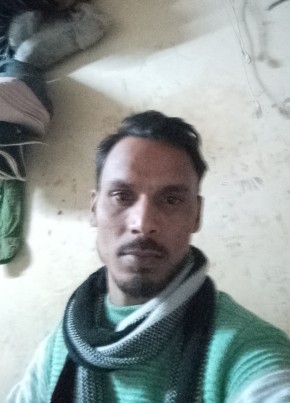 Umar, 31, India, Delhi