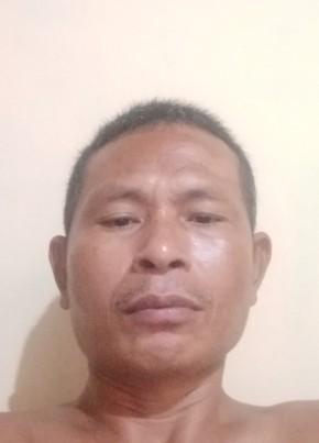 Ode man, 18, Indonesia, Ambon