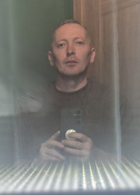 Денис из Донецка 42 года