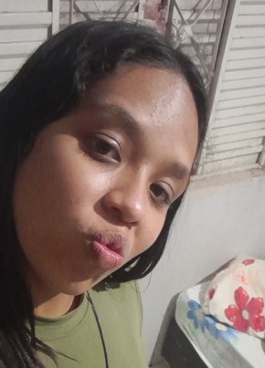 Maria Eduarda из Poconé 18 лет