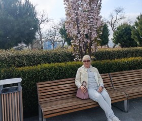 Tatyana, 68, Sevastopol