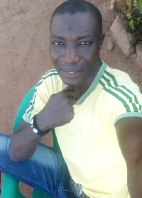 Adjito latifou, 48, République Togolaise, Lomé