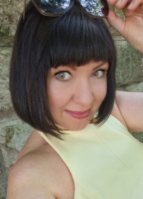 Yana из Baden-Baden 49 лет