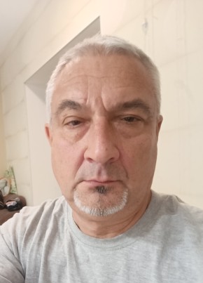 Дмитрий из Жуковския 56 лет