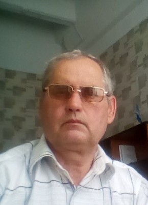 Александр, 59, Россия, Феодосия