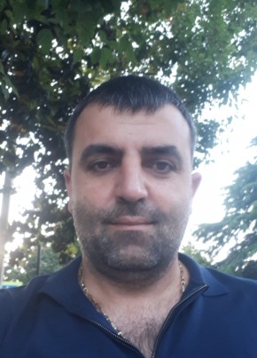 Эдгар из Лазаревское 37 лет